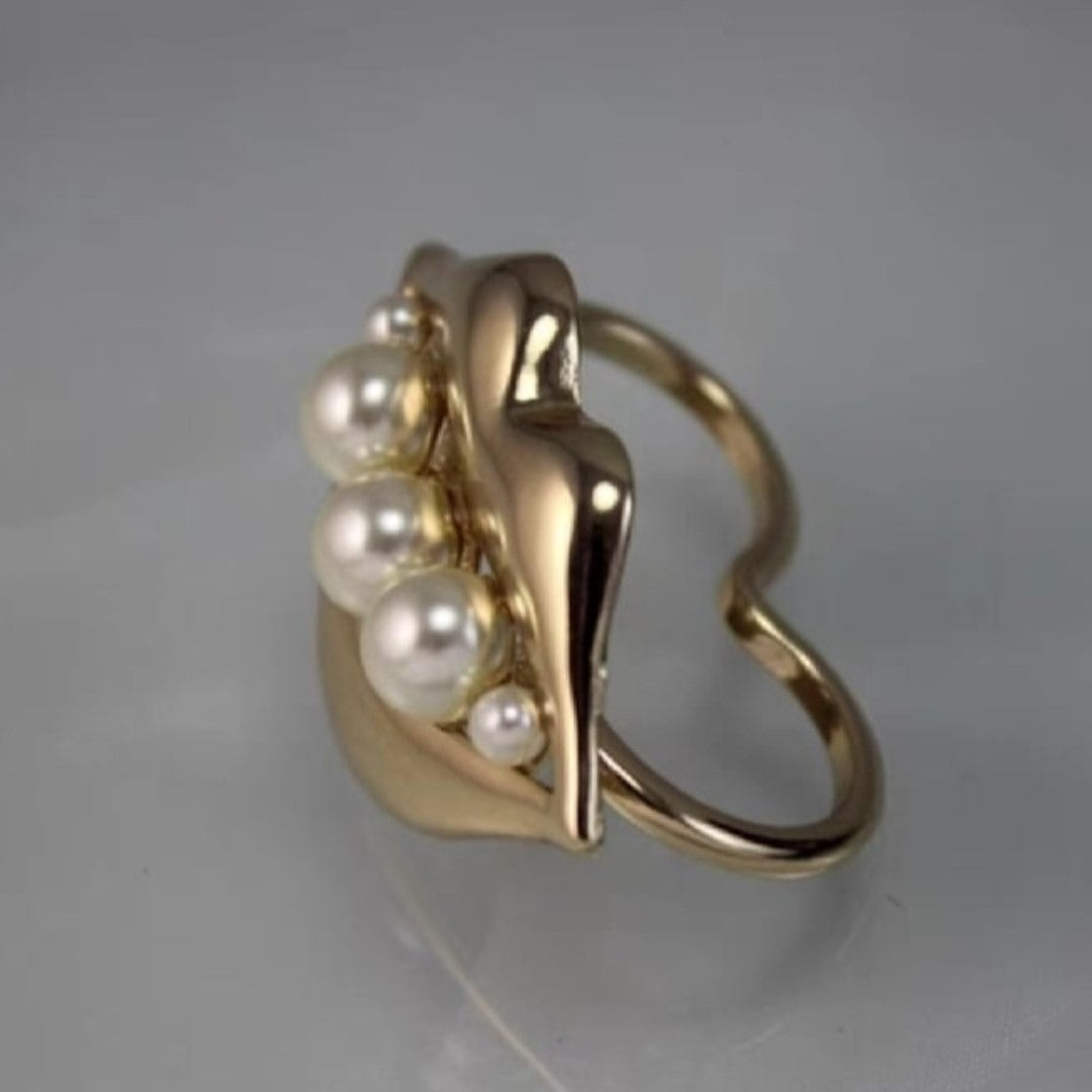 IVORAE Pearl Sculpt Ring
