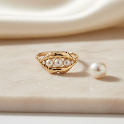 IVORAE Pearl Sculpt Ring